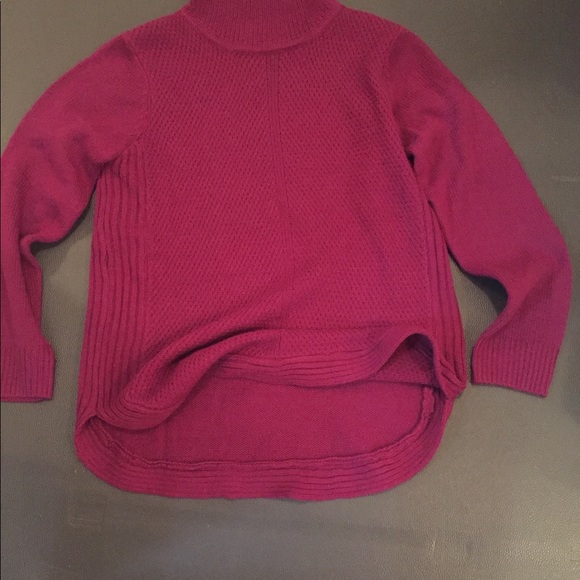 Purple pink Knit Turtleneck Petite M EUC - Picture 6 of 14